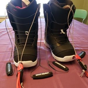 Women's Burton Mint Snowboard Boots